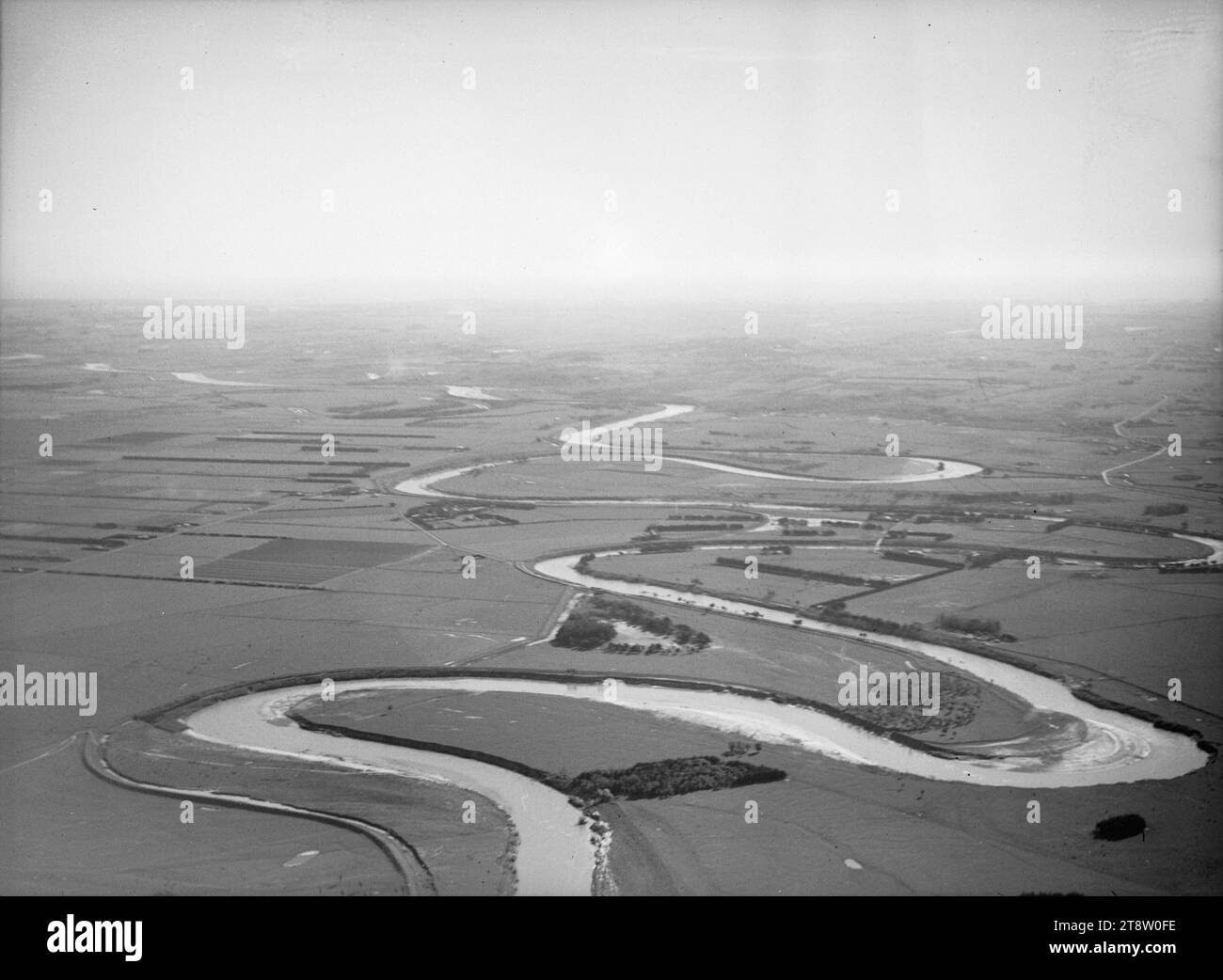 Vista aerea del Fiume Manawatu Affitto e la pianura circostante, tra 1920s-1940s Foto Stock