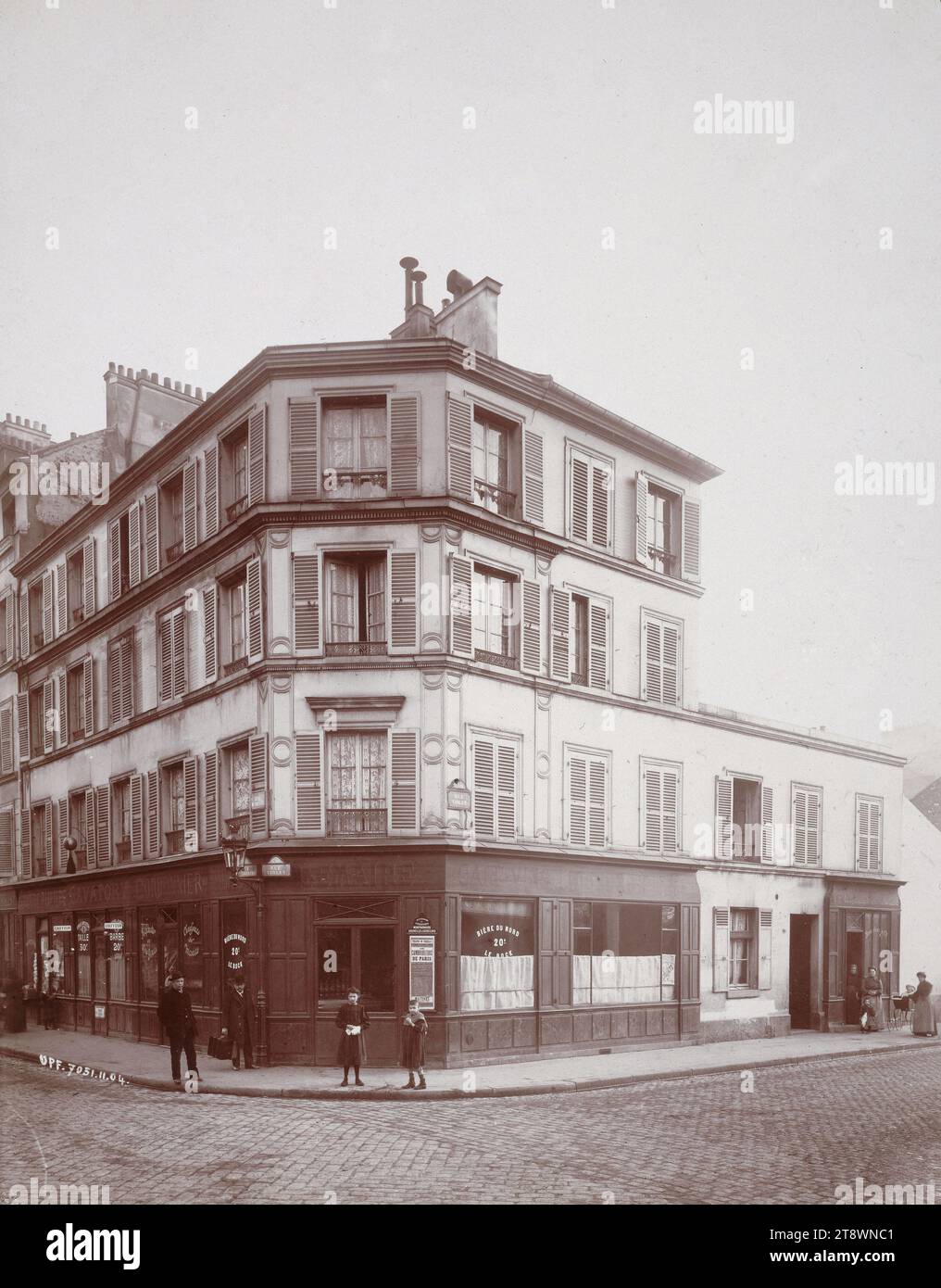 Rue Violet nx47, angolo nx88 rue du Théâtre, XV arrondissement, Parigi, Union Photographique French, Photographer, Union Photographique Francaise, fotografo, nel 1904, Arti grafiche, Fotografia, Aristotipo, dimensioni del lavoro: altezza: 29,3 cm, larghezza: 23 cm, dimensioni del supporto originale:, altezza: 36,3 cm, larghezza: 27,1 cm Foto Stock