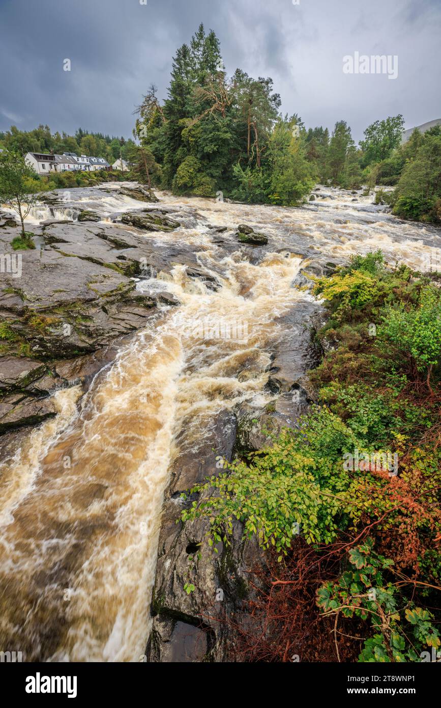 Le cascate di Dochart a Killin, Stirling, Scozia Foto Stock
