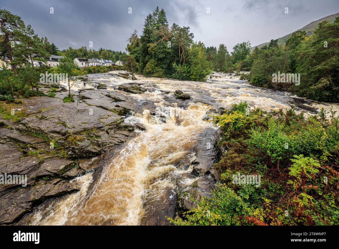 Le cascate di Dochart a Killin, Stirling, Scozia Foto Stock