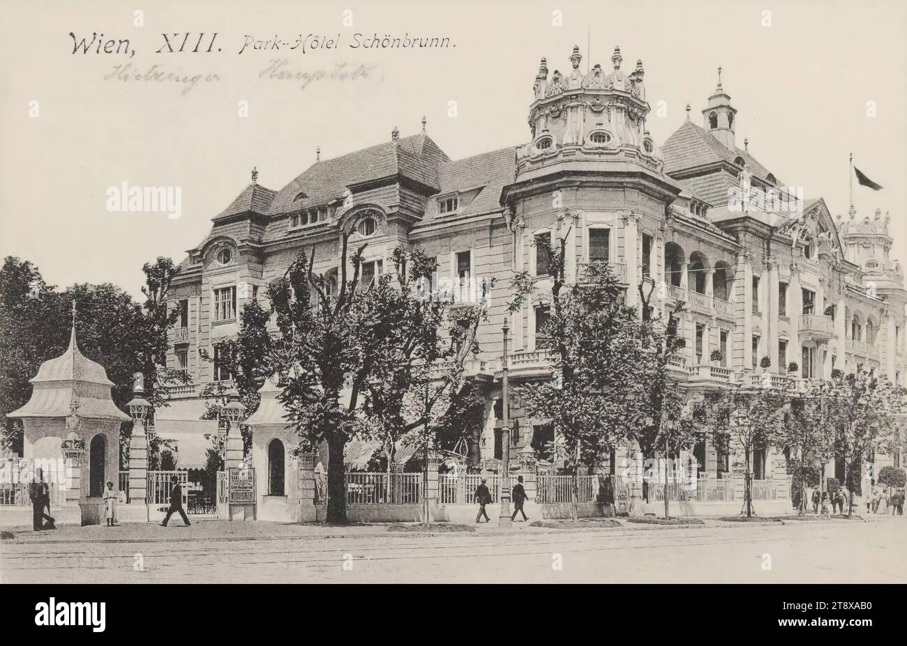 13°, Hietzinger Hauptstraße 10-14 - Parkhotel Schönbrunn, cartolina fotografica, Sperlings Postkartenverlag (M. M. S.), produttore, Data intorno al 1910, cartone, collotipo, altezza x larghezza 9 x 14 cm, industria alberghiera e ristorante, 13° distretto: Hietzing, with People, The Vienna Collection Foto Stock