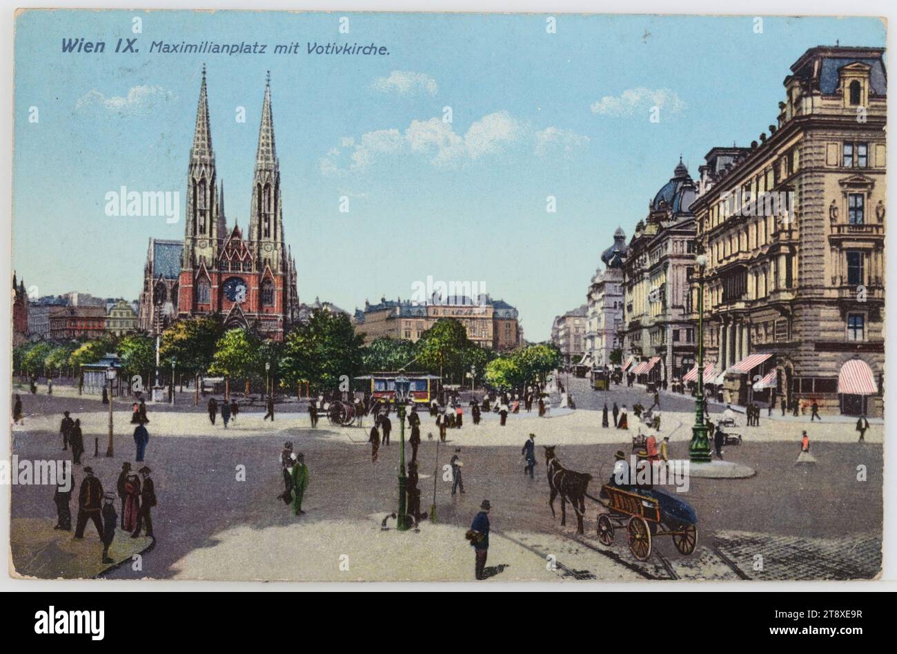 9°, Roosevelt veltplatz (ex Maximilianplatz) - con Votivkirche, vista da Schottentor verso Währinger Straße, cartolina fotografica, sconosciuto, 1911, cartone rivestito, Photochrome, Info, Text, questo oggetto è stato sequestrato ai legittimi proprietari durante l'era nazionalsocialista e successivamente acquisito dalle collezioni comunali (Historisches Museum der Stadt Wien, oggi Museo di Vienna). A seguito della ricerca sulla restituzione in corso dal 1999, questo oggetto è stato restituito ai suoi successori legali su raccomandazione della Commissione per la restituzione di Vienna Foto Stock