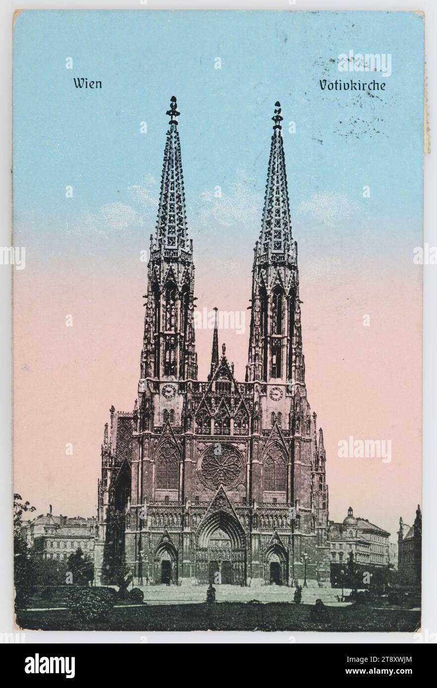 9°, Roosevelt veltplatz - Votivkirche, cartolina fotografica, Brüder Kohn KG (B. K. W. I.), produttore, 1910, cartone rivestito, cartone rivestito, cartone rivestito, stampa automatica, iscrizione, DA, Vienna, A, Warmbad Villach, INDIRIZZO, [...], Warmbad Villach, Carinzia, MESSAGGIO, caro [...]!, inviaci i migliori saluti a Vienna. Qui è bello, ma il tempo è troppo breve. Cordiali saluti Anna [...], sono arrivato bene Trude, Attractions, Media and Communication, Postcards with Transliteration, 9th District: Alsergrund, chiesa (esterno), Votivkirche, calligrafia, testo scritto, Roosevelt veltplatz Foto Stock