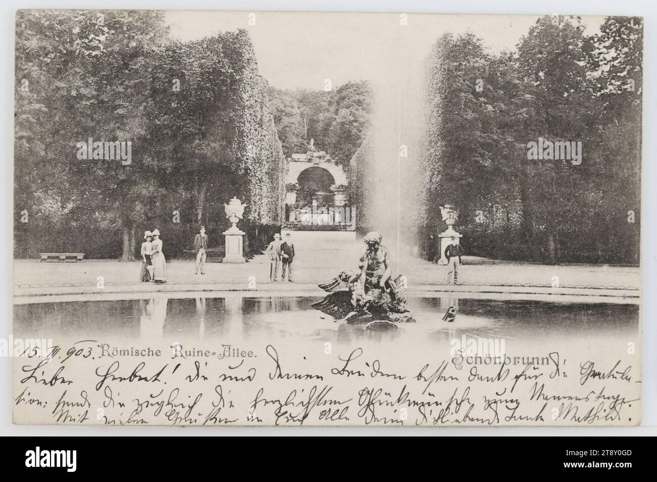 13°, Parco del Palazzo di Schönbrunn - rovine romane, cartolina fotografica, Deutsch's Postkartenverlag, produttore, 1903, cartone, collotipo, iscrizione, DA, Vienna, A, Kalksburg, INDIRIZZO, Herr, Zögling im, Konvikte zu Kalksburg, bei Rodaun a, d Südbahn, MESSAGGIO, 15. III 903, caro Herbert! Grazie a te e ai tuoi cari per le congratulazioni: Allo stesso tempo, inviaci le più calorose congratulazioni per il giorno del tuo nome. Con molti saluti a tutti i vostri Mathild, attrazioni, Asburgo, Parco, tempo libero e ricreativo, media e comunicazione, cartoline con traslitterazione Foto Stock