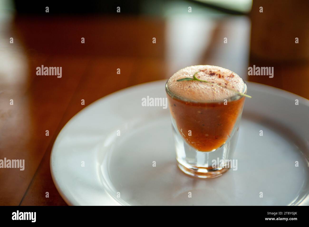 Uno sparatutto di ostriche in un ristorante di lusso Foto Stock