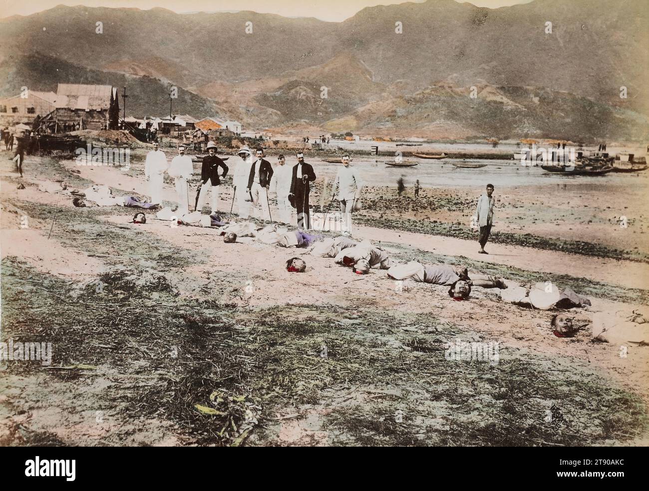 Album fotografico, Images of Japan, XIX-XX secolo, 9 x 13 x 1 1/2" (22,9 x 33 x 3,8 cm), stampe Gelatin argento, tinte a mano, album, Giappone, xix-xx secolo Foto Stock Album fotografico, Images of Japan, XIX-XX secolo, 9 x 13 x 1 1/2" (22,9 x 33 x 3,8 cm), stampe Gelatin argento, tinte a mano, album, Giappone, xix-xx secolo Foto Stock