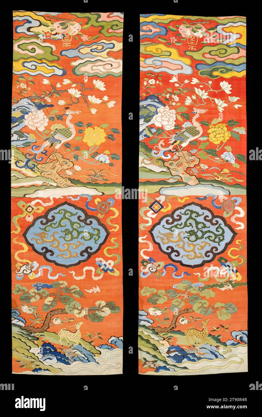 Coprisedia, periodo Kangxi, 1662-1722, L. 63 ⅝ x W. 19 ¾ pollici (160,02 x 48,26 cm), arazzi di seta (kesi), Cina, XVII-XVIII secolo Foto Stock