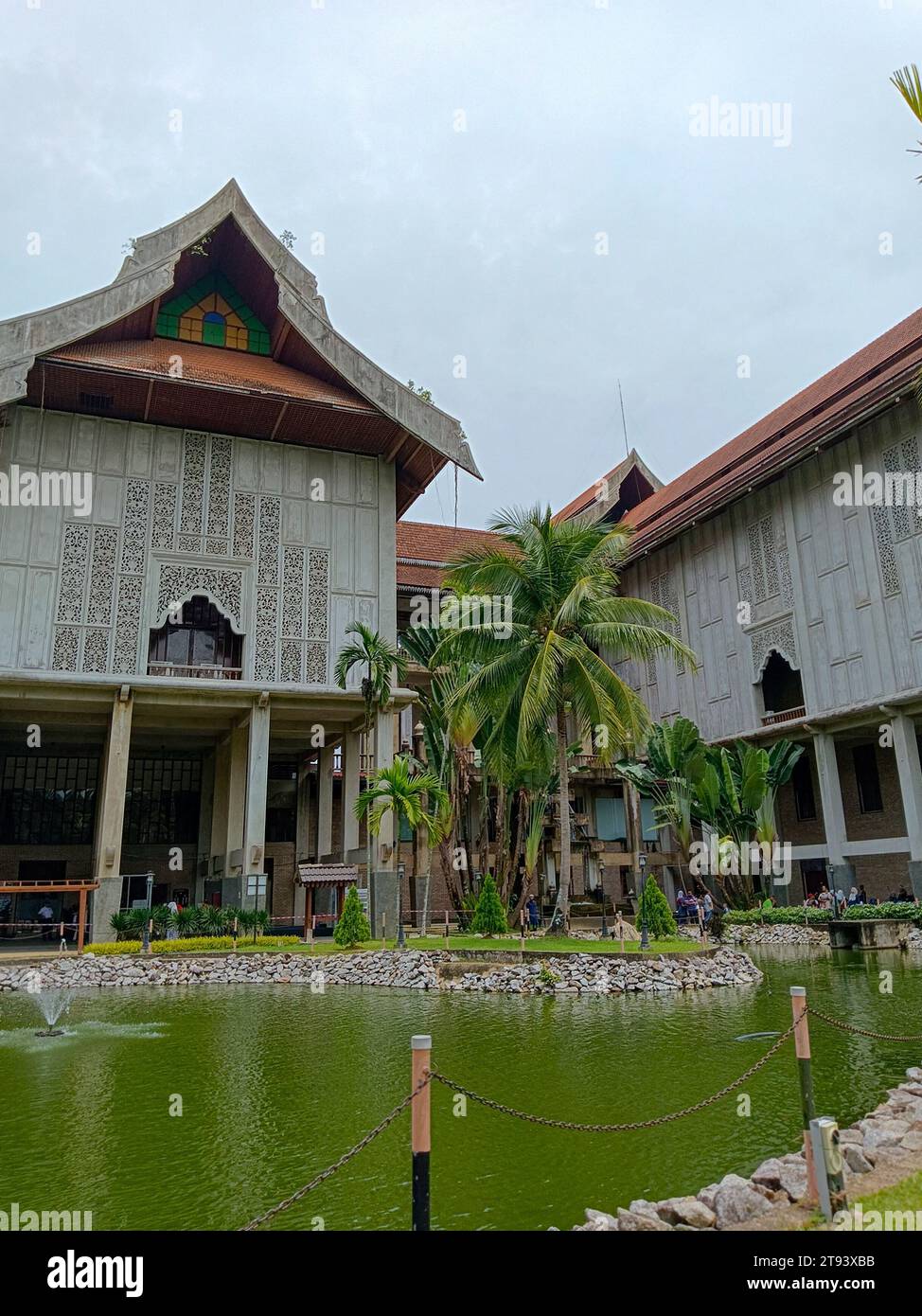 Vista esterna del Museo statale di Terengganu. Il più grande complesso museale del sud-est asiatico. Foto Stock