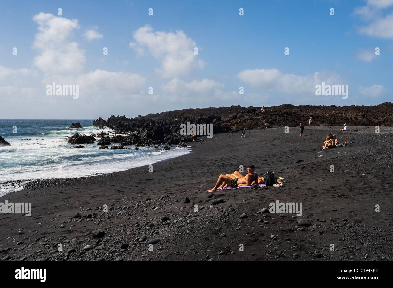 Spiaggia di Montaña Bermeja a Lanzarote, Isole Canarie, Spagna Foto Stock