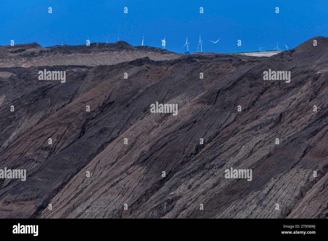Copertura delle miniere di superficie del carbone Welzow-Sued der Lausitz energie Bergbau AG (LEAG), Germania, Sassonia, Niederlausitz, Welzow Foto Stock