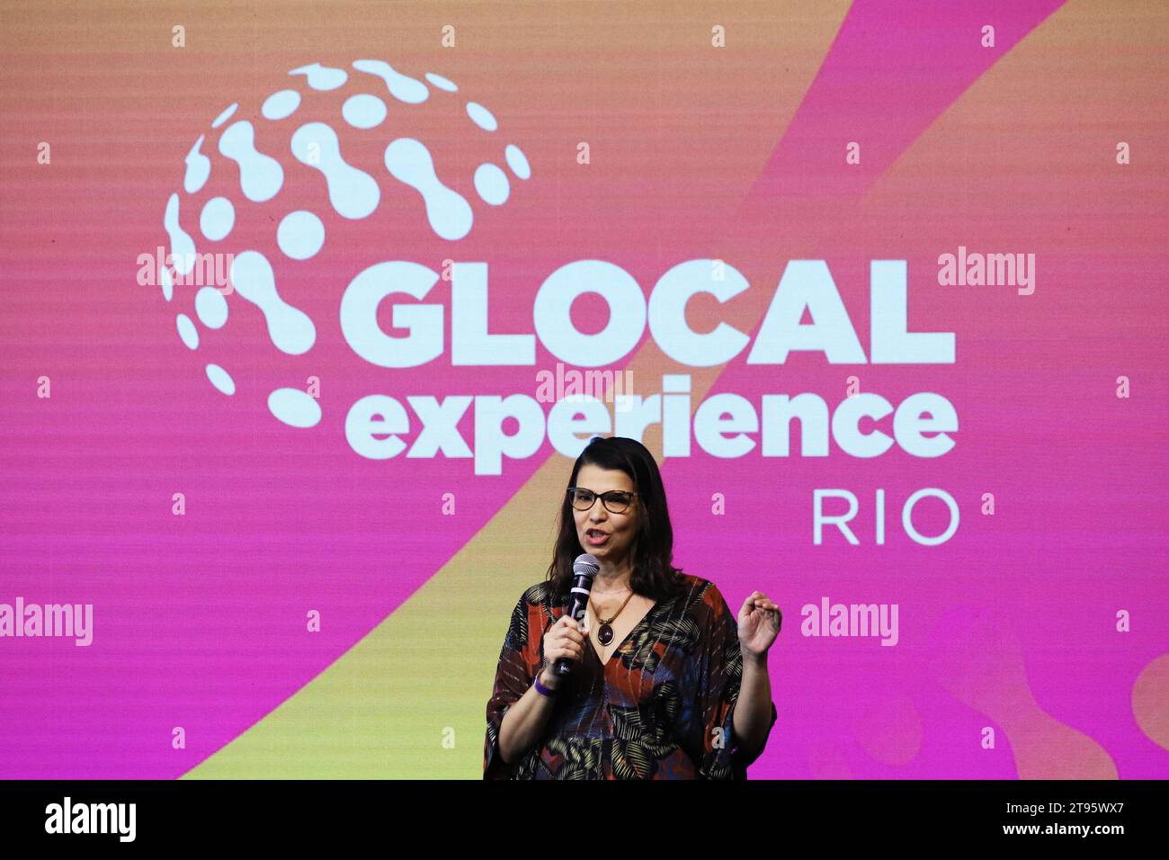 Rio De Janeiro, Brasile. 22 novembre 2023. Danielle Barros, Segretario di Stato per la cultura e l'economia creativa di Rio de Janeiro, durante la conferenza Glocal Experience 2023, tenutasi a Marina da Glória, regione centrale di Rio de Janeiro, mercoledì 22 novembre 2023. Credito: Brazil Photo Press/Alamy Live News Foto Stock