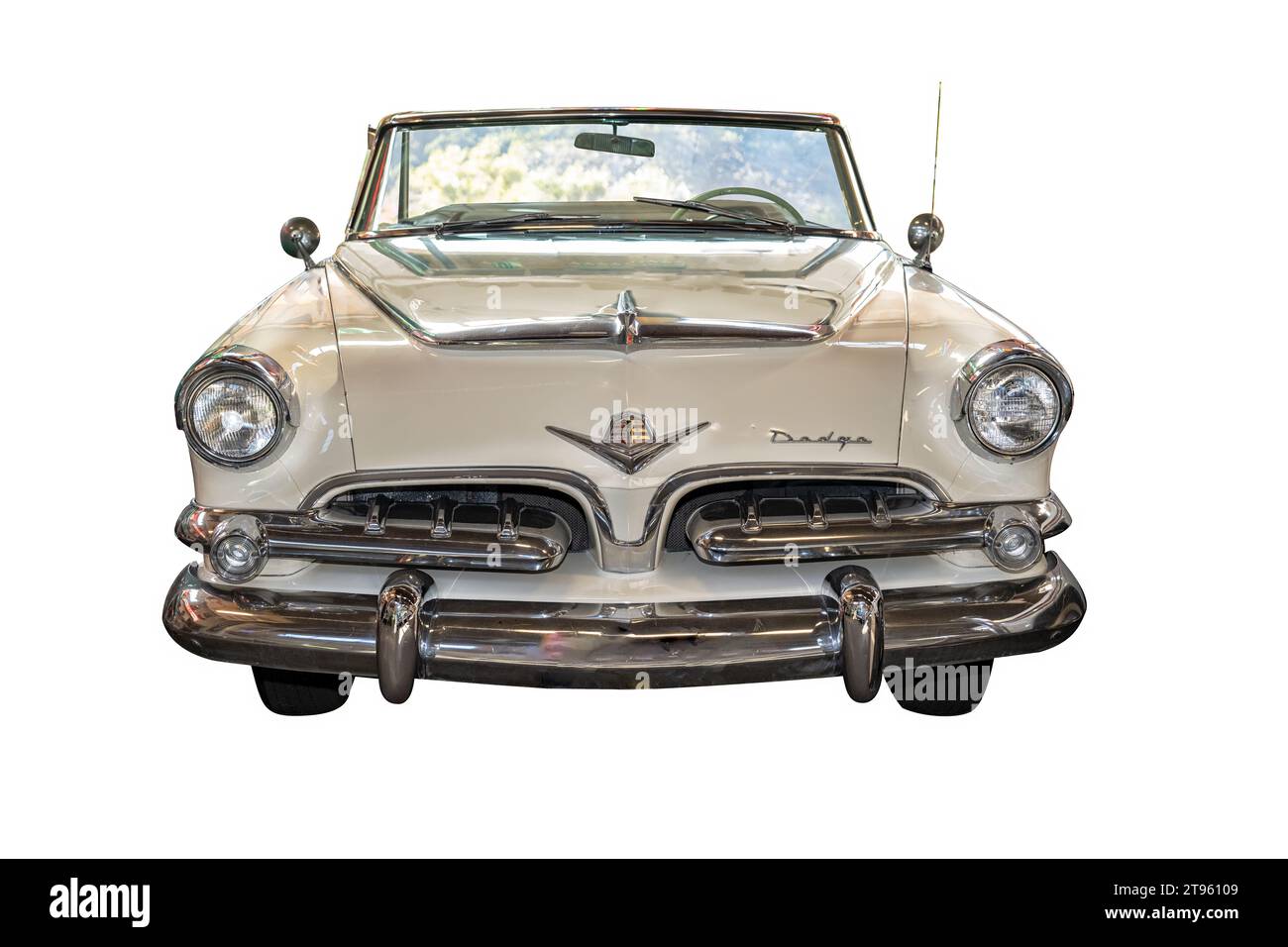 Escondido, CA - 10-30-2023: Dodge, Coronet, auto di terza generazione. Foto Stock