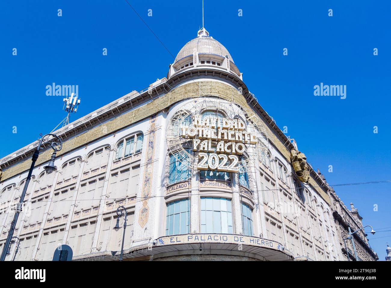 Città del Messico, CDMX, Messico, El Palacio de Hierro Centro o Navidad totalmente palacio, solo editoriale. Foto Stock