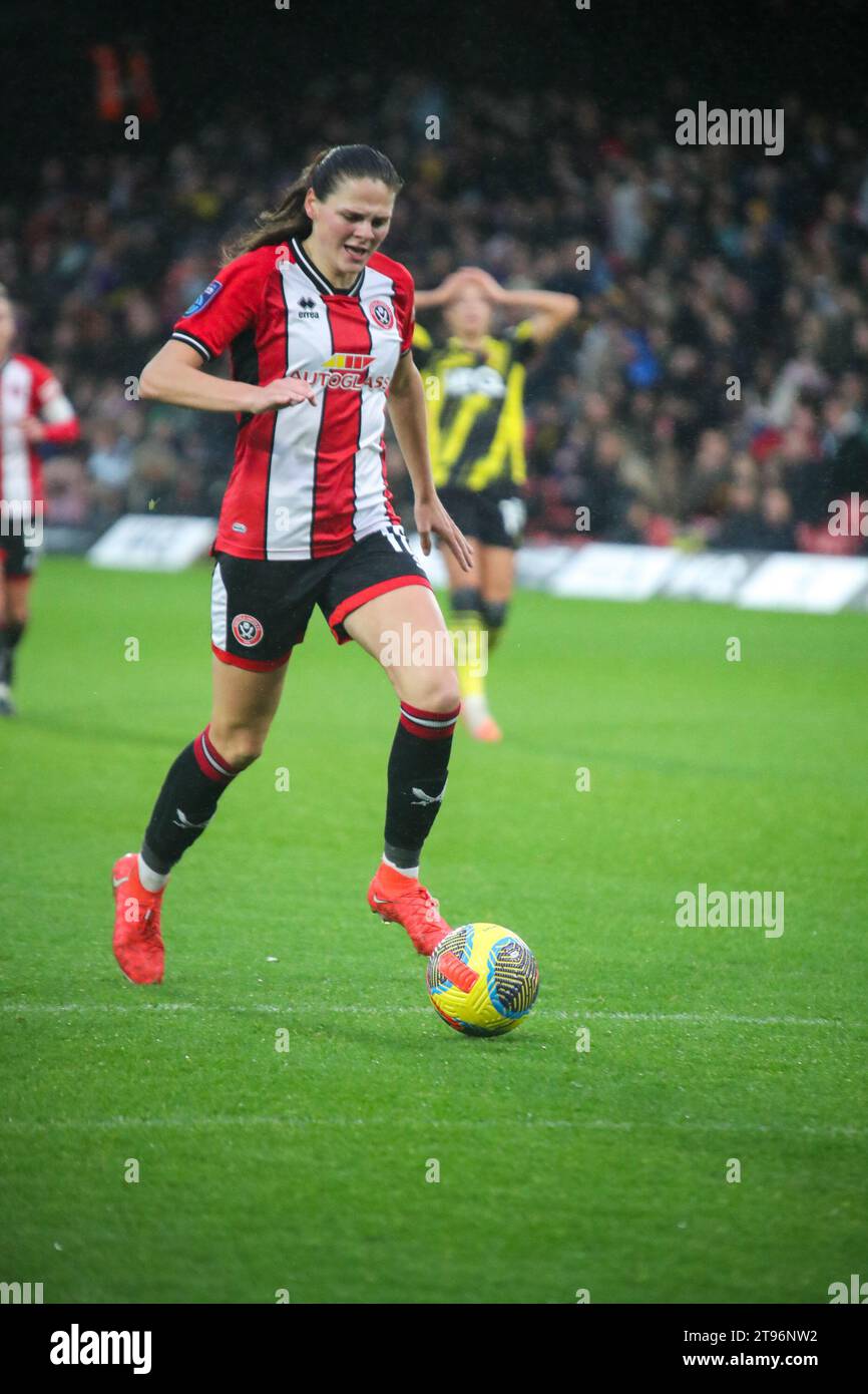 Watford, Inghilterra, 19 novembre 2023 Isobel Goodwin (10 Sheffield) attaccante goal durante la partita del Barclays fa Womens Championship tra Watford e Sheffield United a Vicarage Road a Watford, Inghilterra (Will Hope / SPP) Foto Stock