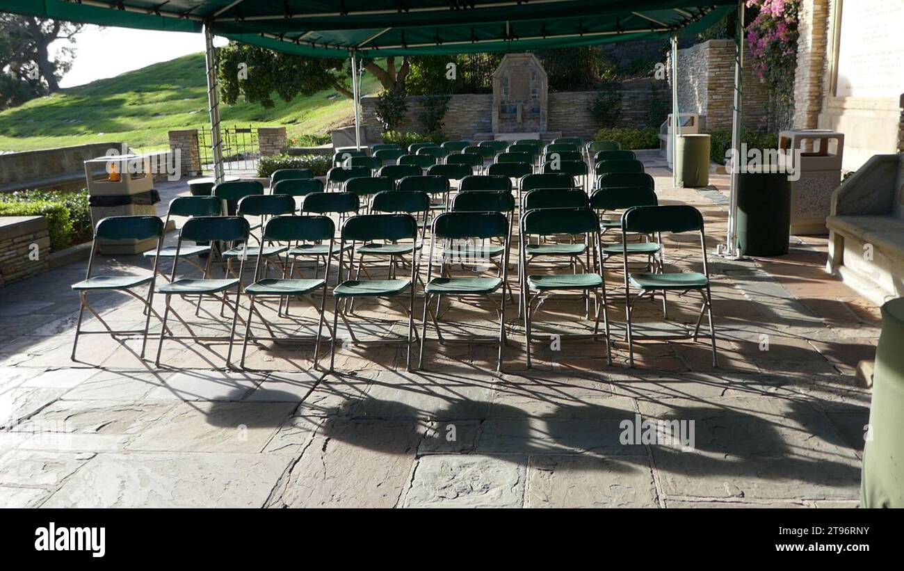 Glendale, California, USA 21 novembre 2023 Wee Kirk o The Heather Chapel al Forest Lawn Memorial Park il 21 novembre 2023 a Glendale, California, USA. Foto di Barry King/Alamy Stock Photo Foto Stock