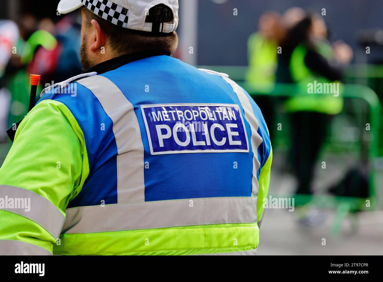 Inghilterra, Londra, Westminster, Police in High Vis alla dimostrazione Pro Palestine. Foto Stock