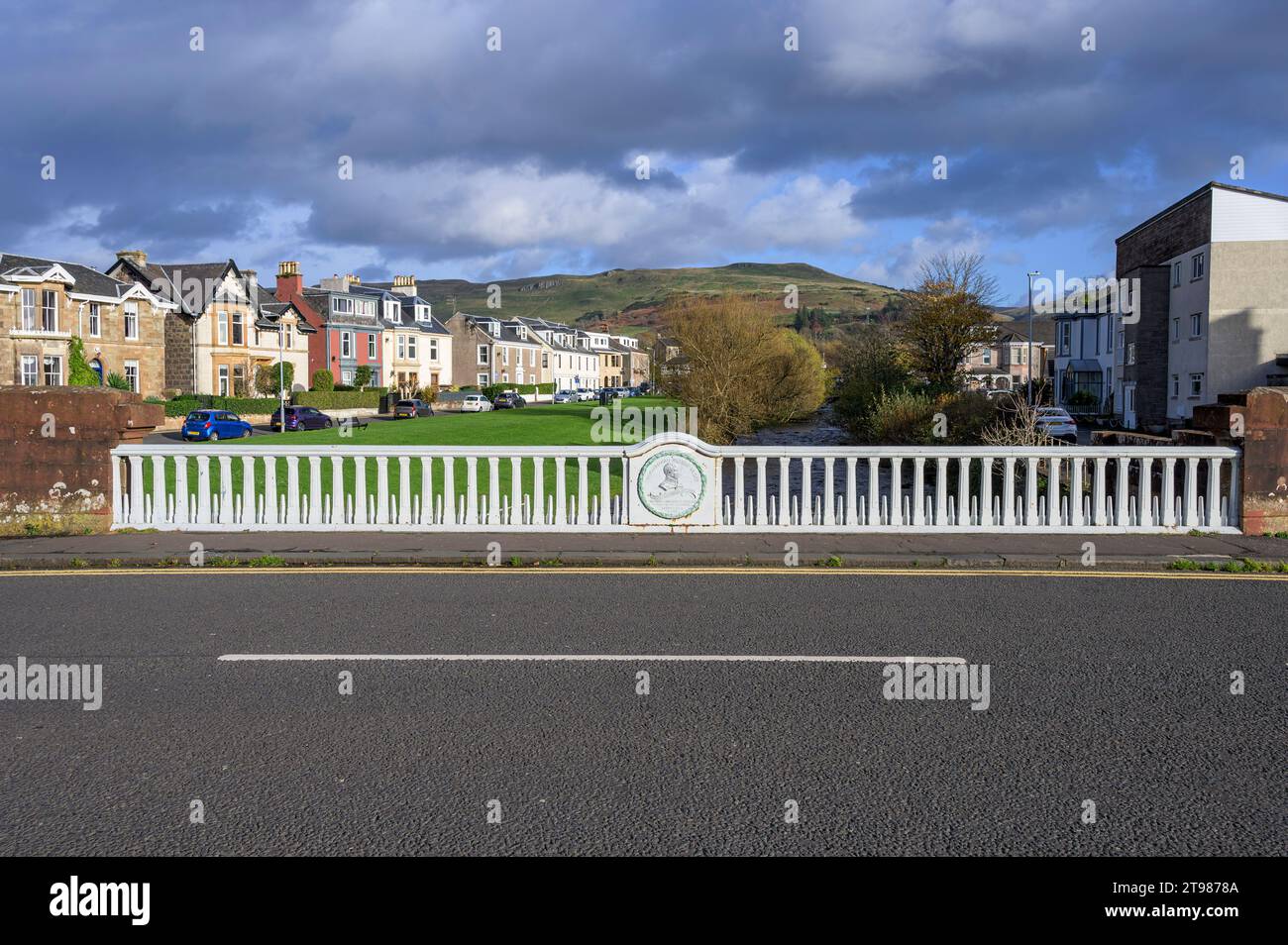 Il Makdougall Brisbane Bridge a Largs, North Ayrshire, Scozia, Regno Unito, Europa Foto Stock