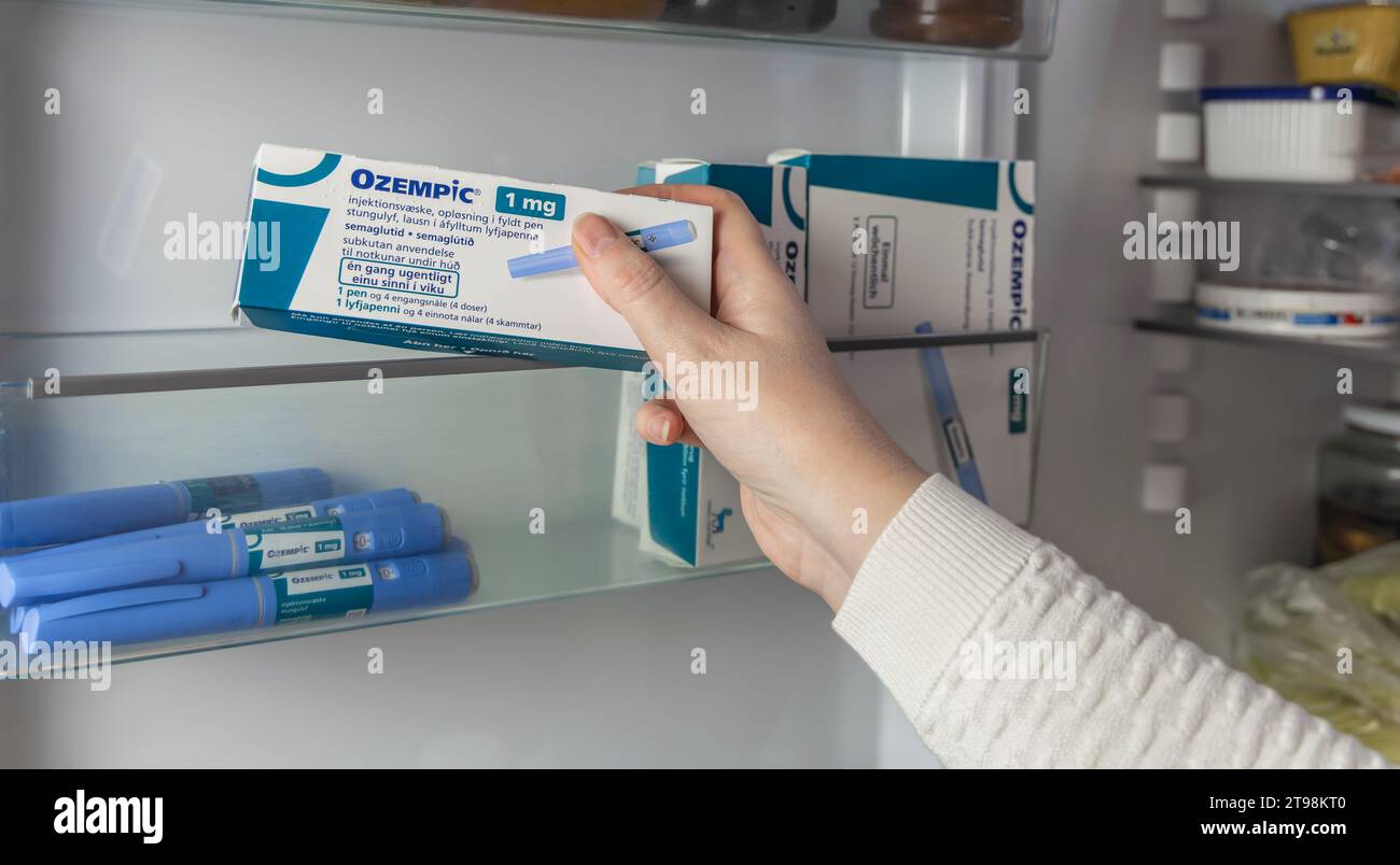 Penna per iniezione di insulina Ozempic o penna per cartuccia di insulina per diabetici. Attrezzature mediche per parienti diabetici. Foto Stock