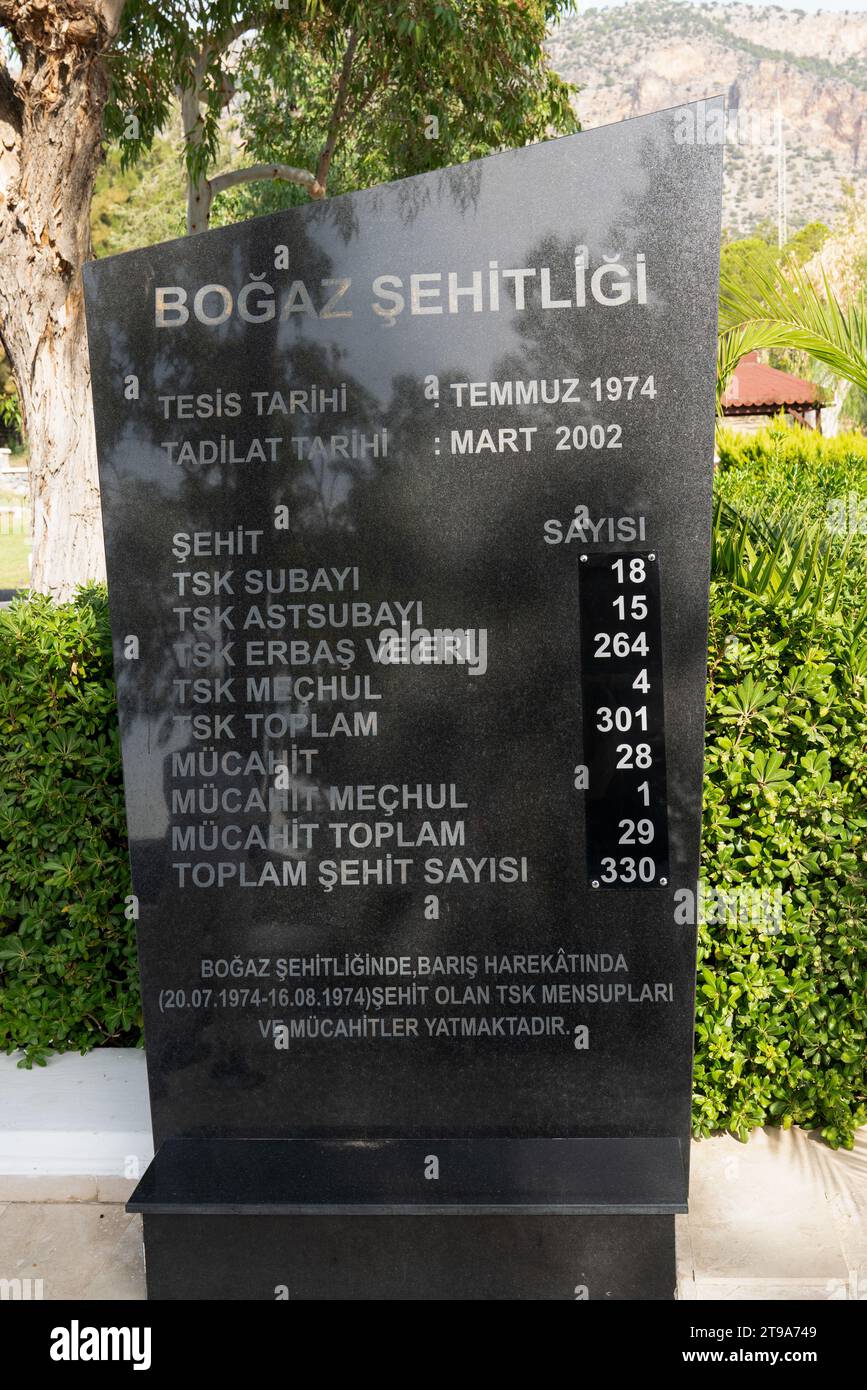 Bogazkoy, Kyrenia (Girne) , Cipro nord- 24 ottobre 2023: Cimitero militare di Boğaz (turco: Boğaz Şehitliği) Foto Stock