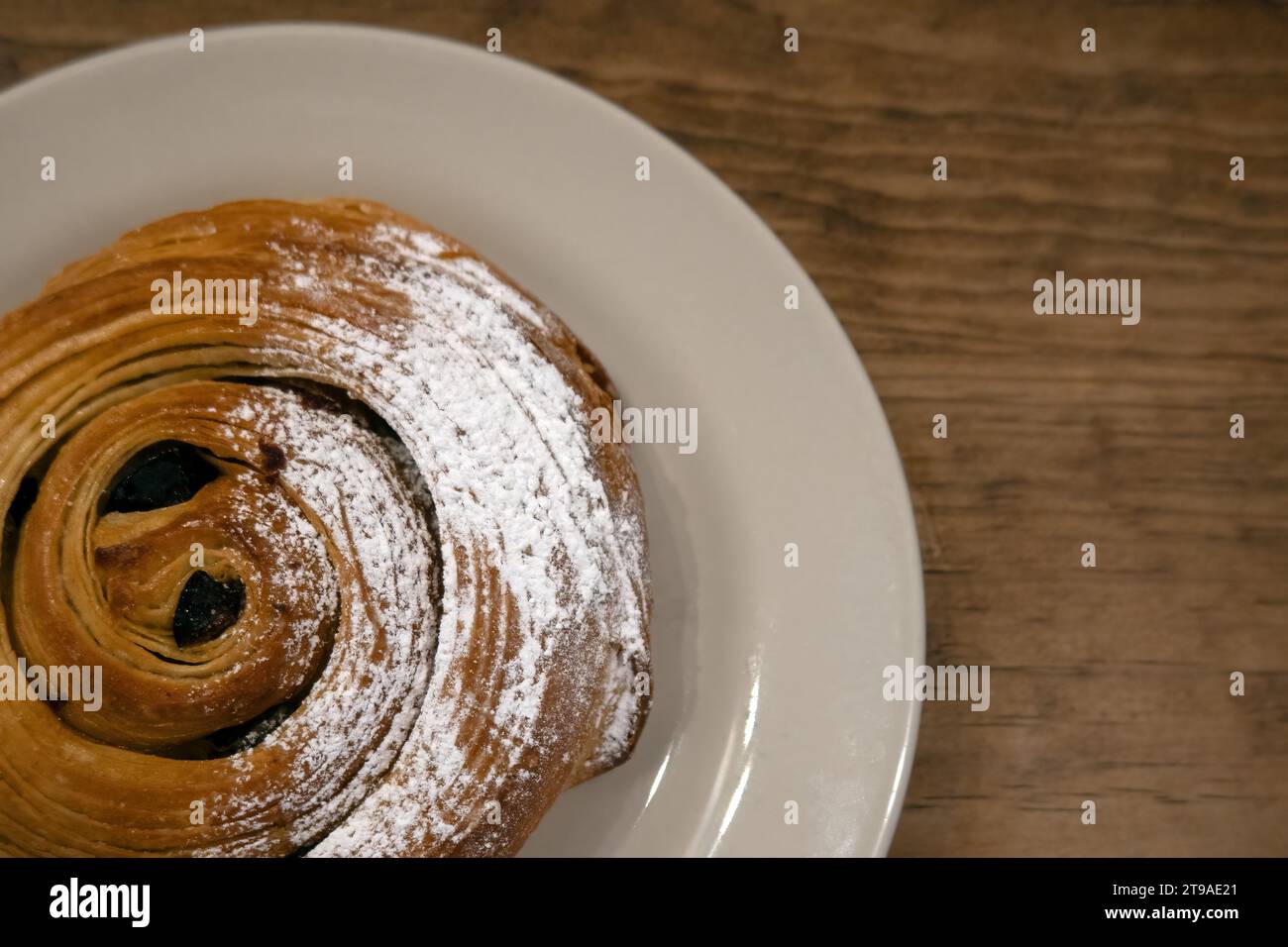 Viziati con i ricchi sapori di cozonac fatto in casa, pasticcini e torte: Un viaggio culinario che soddisfa ogni desiderio Foto Stock