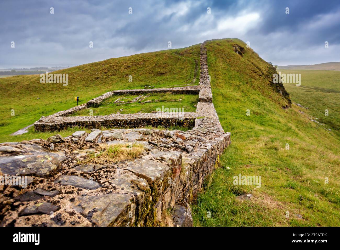 Milecastle 39 sul Vallo di Adriano, con tempo tempestoso Foto Stock