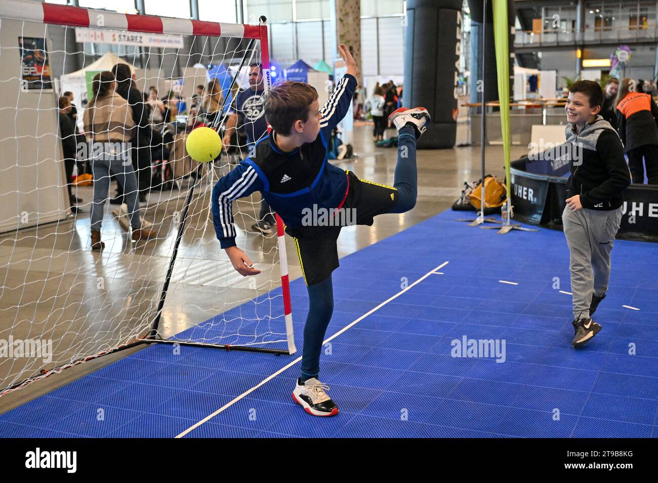 Brno, Repubblica Ceca. 24 novembre 2023. La vita! Festival of Sports, Dances and Entertainment al Brno Exhibition Centre, Repubblica Ceca, 24 novembre 2023. Credito: Vaclav Salek/CTK Photo/Alamy Live News Foto Stock