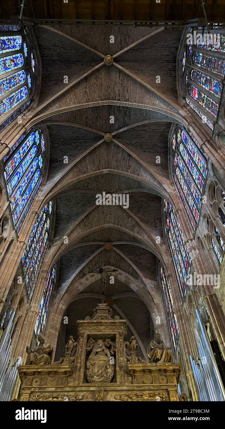 Interno della cattedrale di León Foto Stock