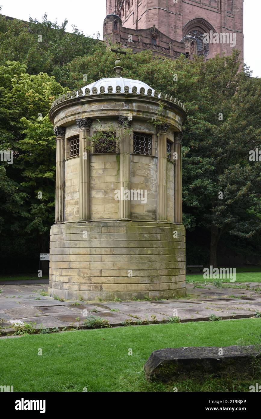 William Huskisson Memorial ed ex mausoleo, basato sul Monumento coragico di Lysicrates Athens, cimitero commemorativo di St James Liverpool Foto Stock