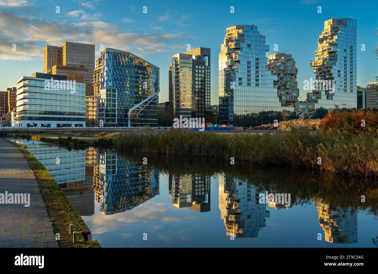 Skyline di Amsterdam Zuidas, Paesi Bassi Foto Stock