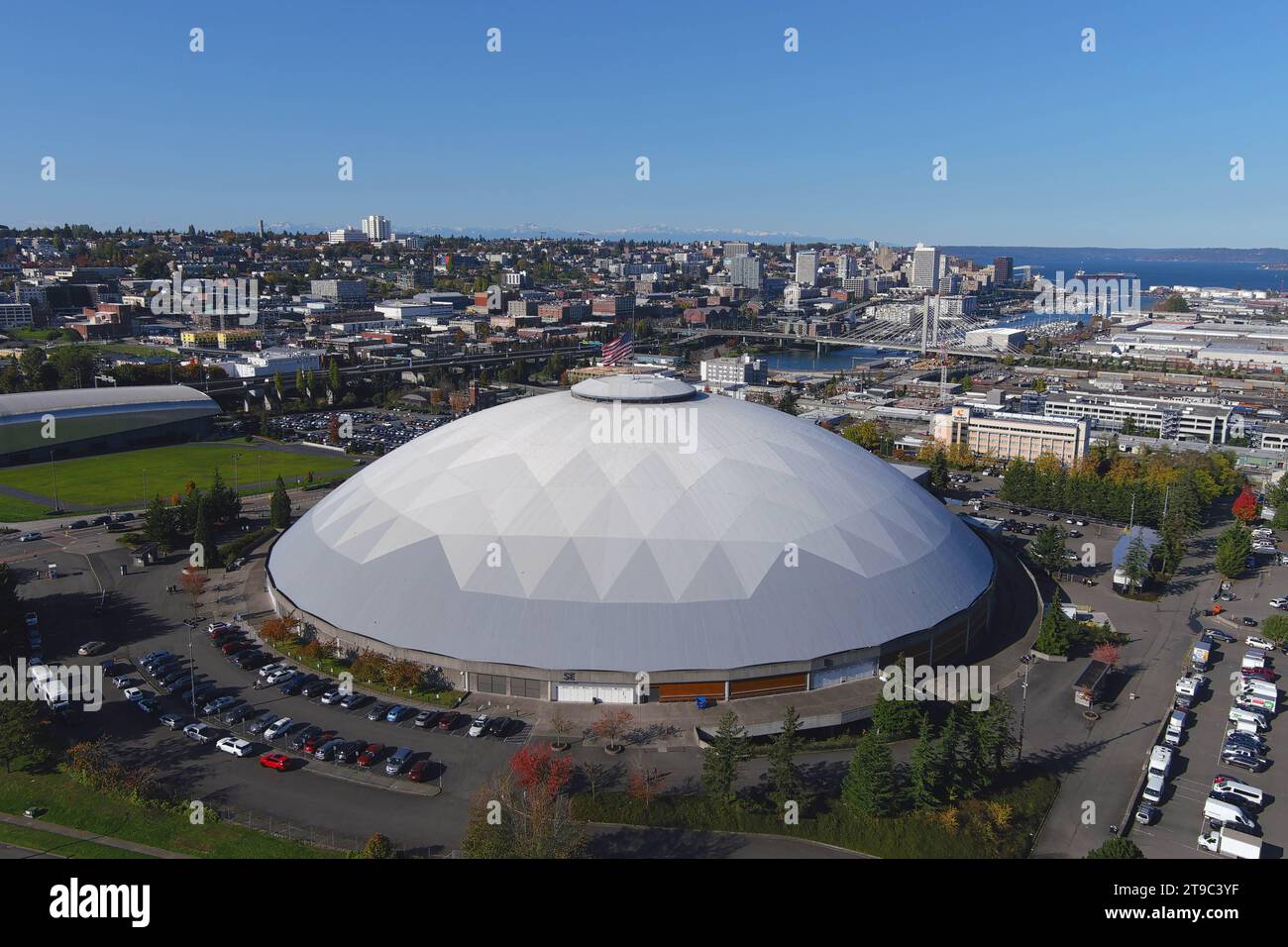 Una vista aerea generale del Tacoma Dome, venerdì 27 ottobre 2023, a Tacoma, lavaggio Foto Stock