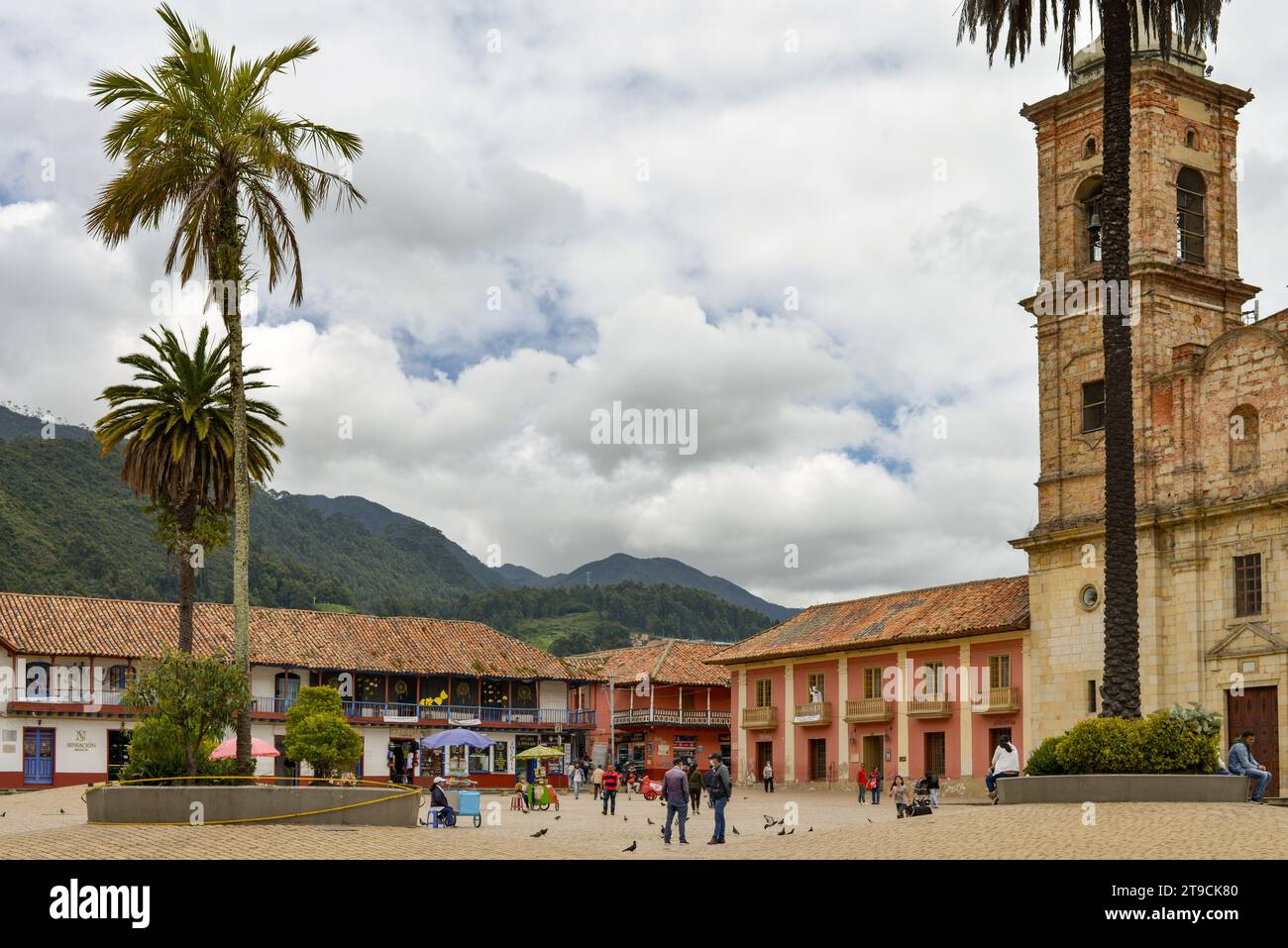 Zipaquira Principal Park nel pomeriggio Foto Stock