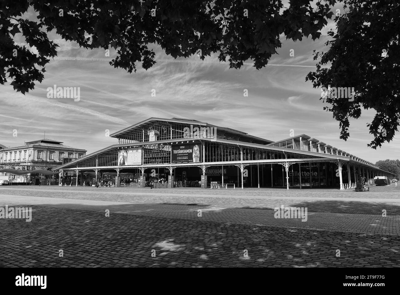 Parigi, Francia - 2 settembre 2019: Centro culturale la grande halle de la Villette (grande Halle aux Boeufs) a Parigi, Francia. Foto Stock