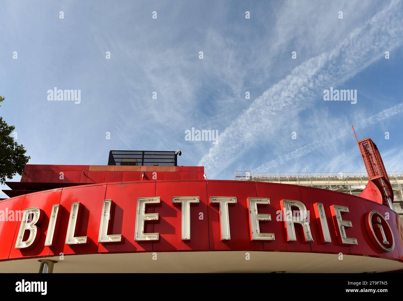 Parigi, Francia - 2 settembre 2019: Biglietteria (Folie Info-Billetterie) vicino alla grande halle de la Villette a Parigi, Francia. Foto Stock