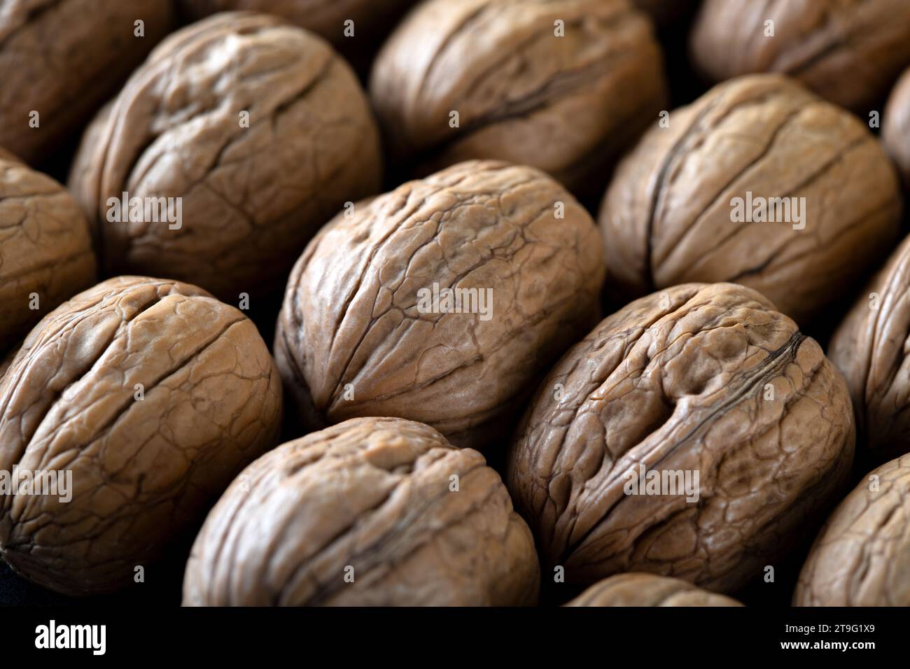 Primo piano di un gruppo di noci sgusciate Foto Stock
