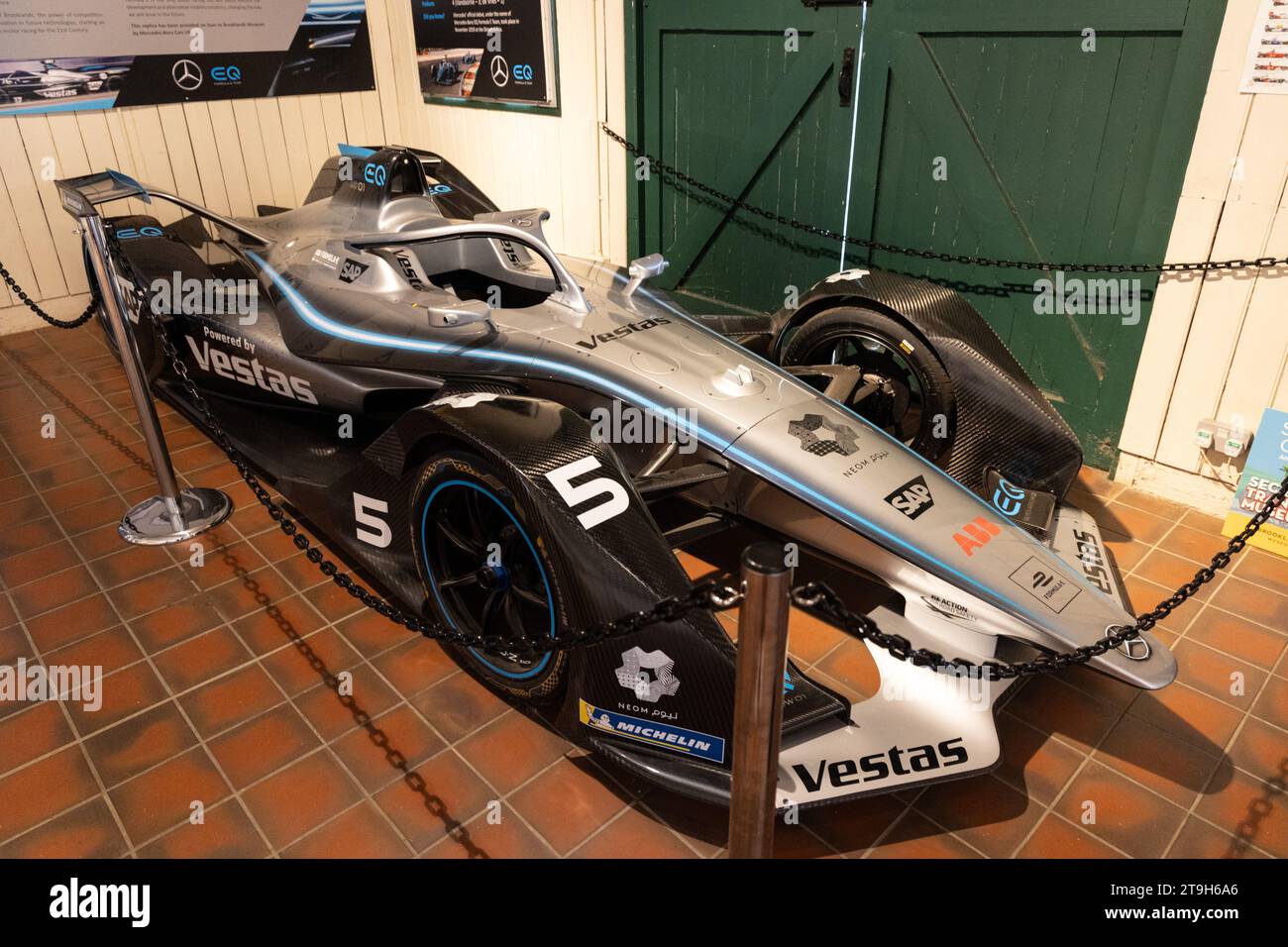 Mercedes-Benz EQ Silver Arrow 01 formule serie e al Brooklands Museum, Weybridge, Surrey, Regno Unito Foto Stock