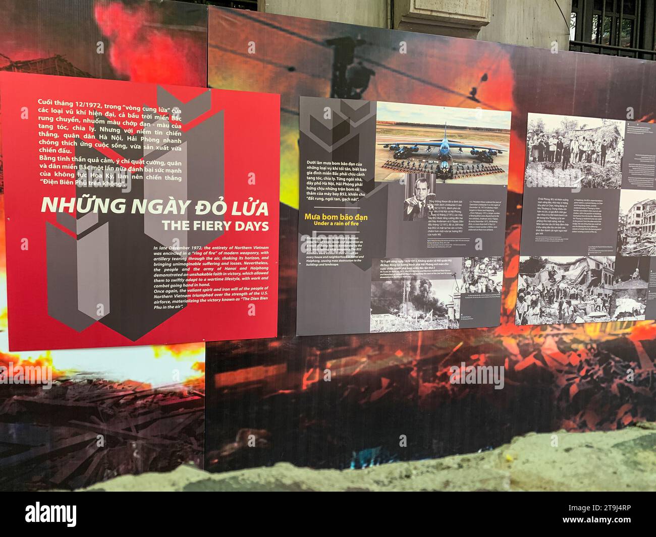 Hanoi, Vietnam. Pannello esplicativo, prigione di Hoa lo, alias Hanoi Hilton durante la guerra USA-Vietnam. Foto Stock