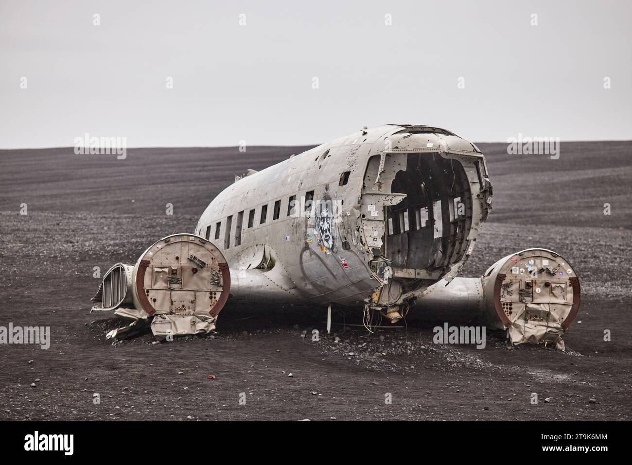 Iceland Solheimasandur Plane Wreck si è schiantato sull'aereo DC-3 sulla spiaggia Foto Stock