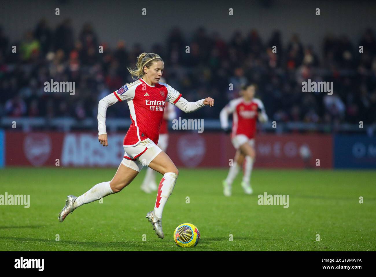 Londra, Regno Unito. 26 novembre 2023. Londra, Inghilterra, 26 novembre 2023: Cloe Lacasse (24 Arsenal) va avanti durante la partita di fa Women's Super League tra Arsenal e West Ham al Meadow Park di Londra, Inghilterra (Alexander Canillas/SPP) credito: SPP Sport Press Photo. /Alamy Live News Foto Stock