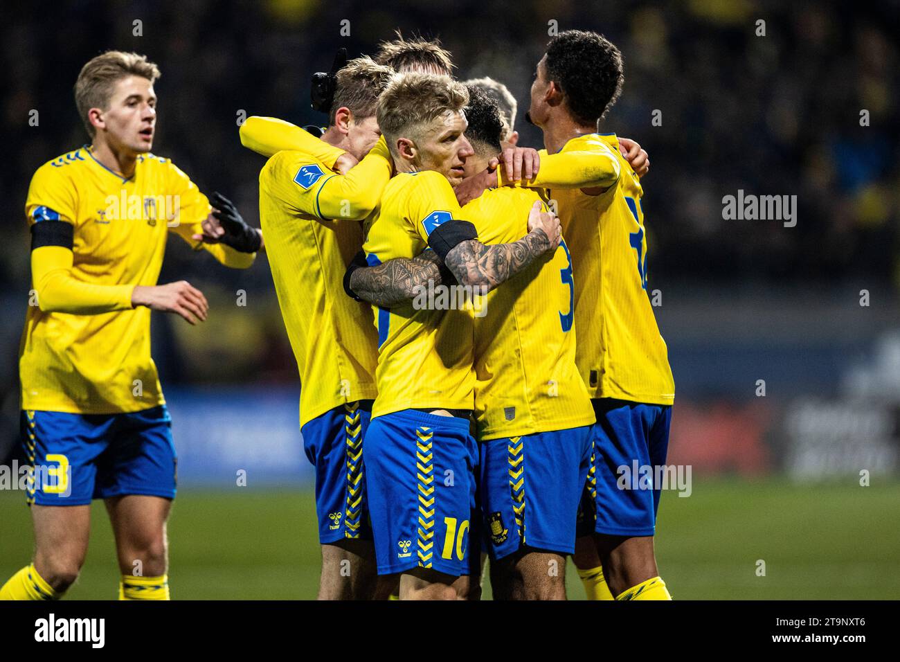 Lyngby, Danimarca. 26 novembre 2023. Sean Klaiber (31) di Broendby IF segna 0-2 punti durante il 3F Superliga match tra Lyngby BK e Broendby IF al Lyngby Stadium di Lyngby. (Foto: Gonzales Photo/Alamy Live News Foto Stock