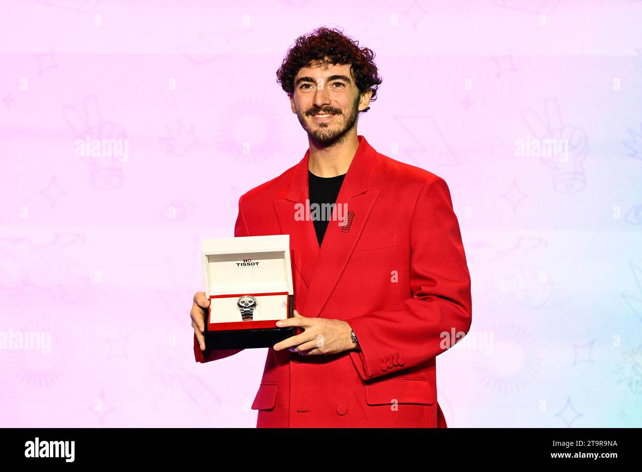 Il gala di premiazione "MotoGP™ Beats: Lights Out" si è tenuto presso il Fuente San Luis Pavilion di Valencia. 26 novembre 2023 in foto: Francesco Bagnaia gala de entrega de los premios de "MotoGP™ Beats: Lights Out" celebrada en el el Pabellón Fuente San Luis de Valencia. 26 de Noviembre de 2023 POOL/ motogp.com / Cordon Press le immagini saranno esclusivamente per uso editoriale. Credito obbligatorio: ©motogp.com Cordon Press Cordon Press **** didascalia locale *** MotoGP Beats Lights Out Awards gala Foto Stock