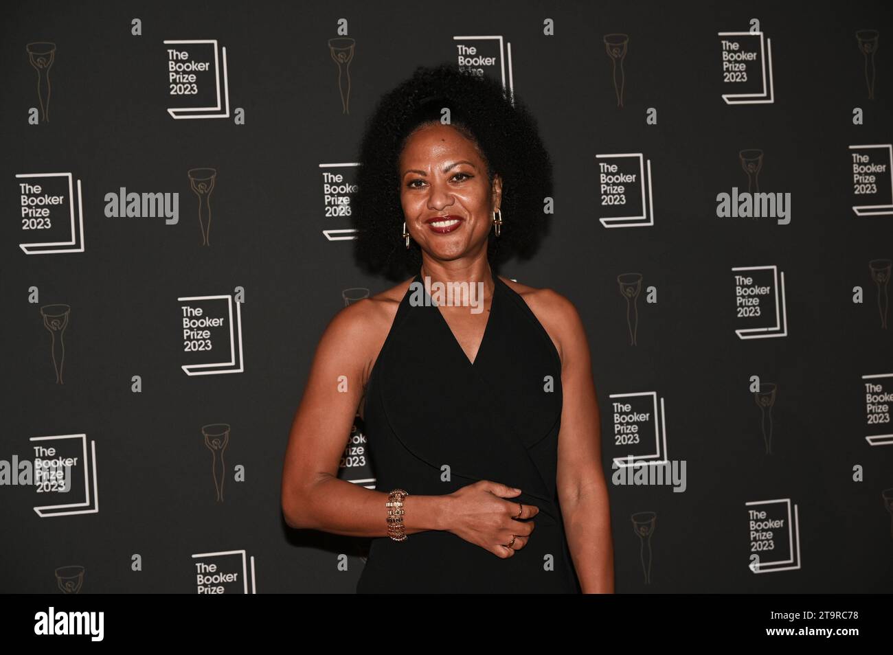 Londra, Regno Unito. 26 novembre 2023. Sara Collins partecipa alla cerimonia di premiazione del Booker Prize 2023 all'Old Billingsgate, Londra, Regno Unito. Credito: Vedere li/Picture Capital/Alamy Live News Foto Stock