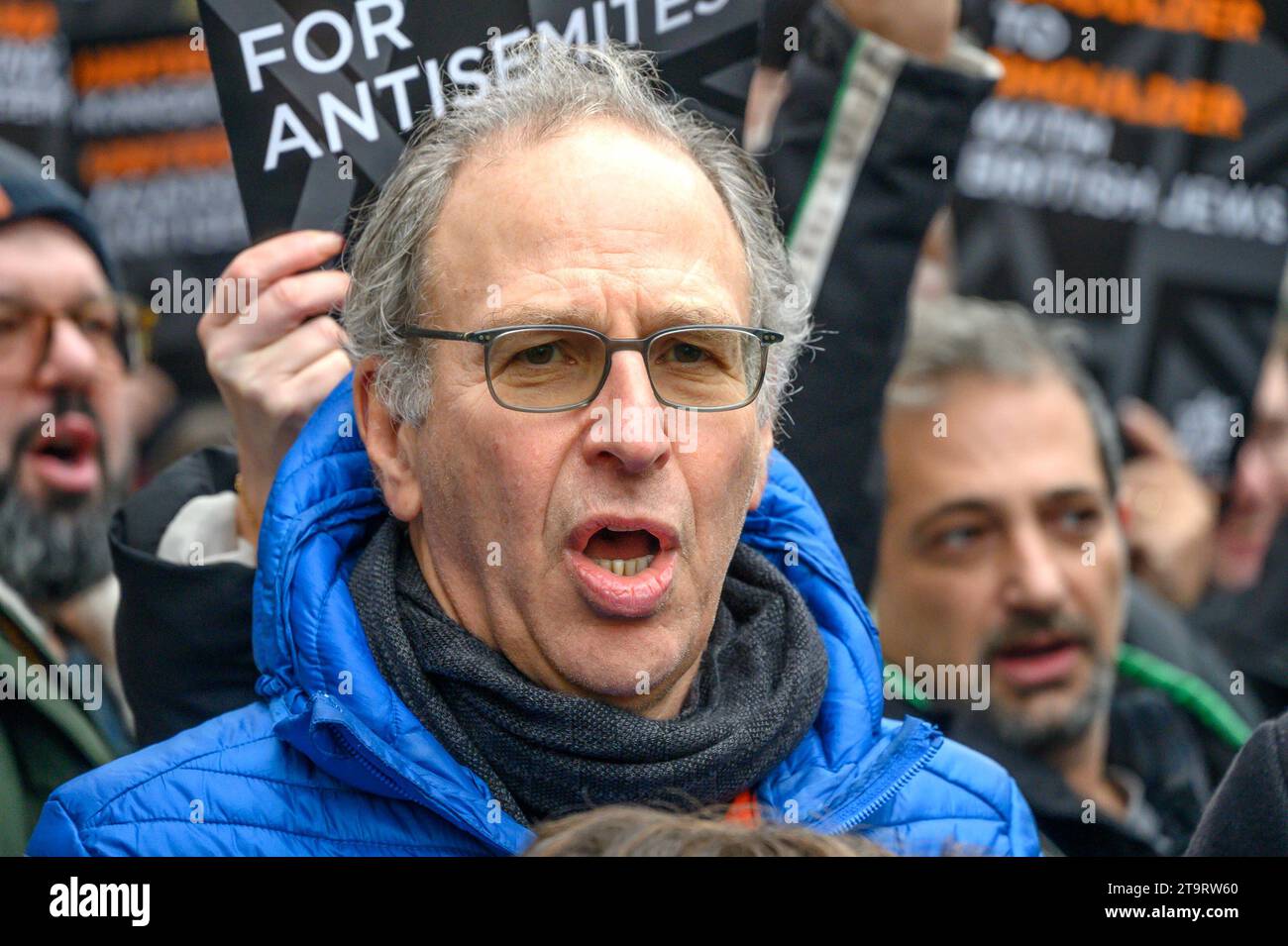 Keith Black - Presidente del Jewish Leadership Council - partecipa alla marcia contro l'antisemitismo, Londra, 26 novembre 2023 Foto Stock