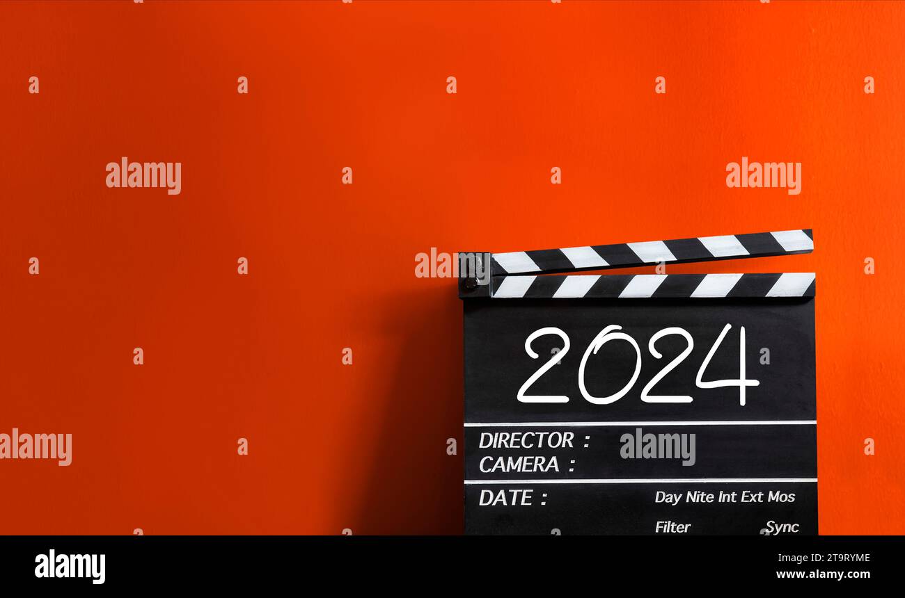 Narrazione nell'anno 2024. Felice anno nuovo all'industria cinematografica e ai creatori di contenuti. Foto Stock
