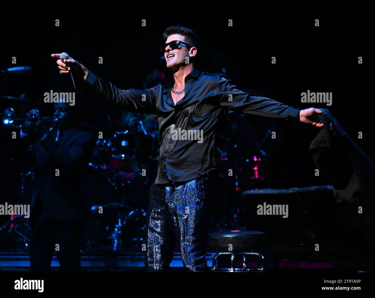 Hollywood FL, Stati Uniti. 26 novembre 2023. Robin Thicke si esibisce all'Hard Rock Live al Seminole Hard Rock Hotel & Casino il 26 novembre 2023 a Hollywood, Florida. Crediti: Mpi04/Media Punch/Alamy Live News Foto Stock