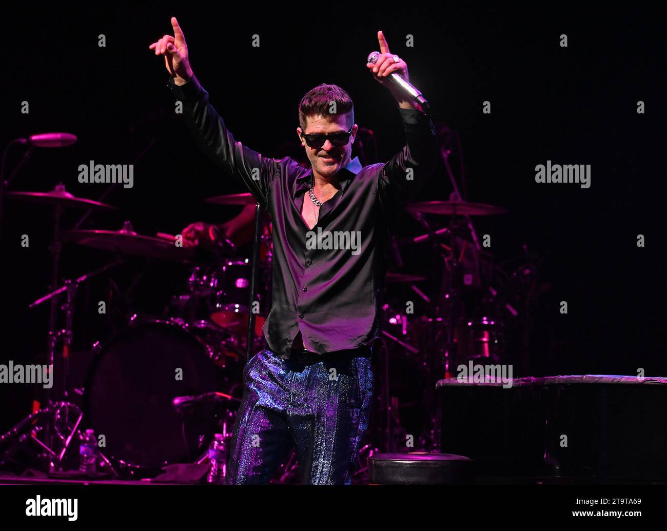 Hollywood FL, Stati Uniti. 26 novembre 2023. Robin Thicke si esibisce all'Hard Rock Live al Seminole Hard Rock Hotel & Casino il 26 novembre 2023 a Hollywood, Florida. Crediti: Mpi04/Media Punch/Alamy Live News Foto Stock