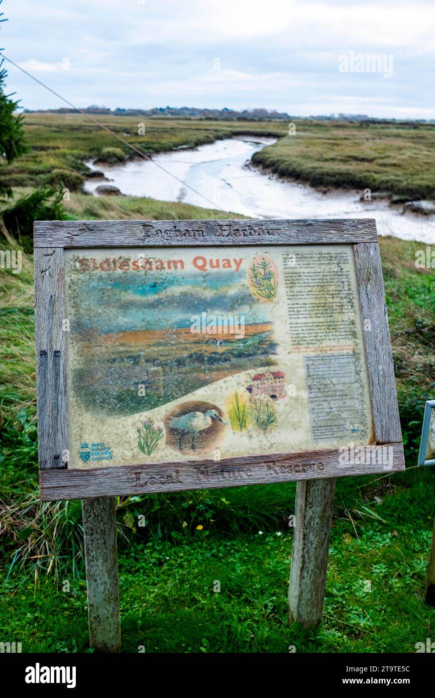 Sidlesham Quay a Pagham Harbour vicino a Bognor in un pomeriggio d'autunno, West Sussex, Inghilterra Regno Unito Foto Stock Sidlesham Quay a Pagham Harbour vicino a Bognor in un pomeriggio d'autunno, West Sussex, Inghilterra Regno Unito Foto Stock