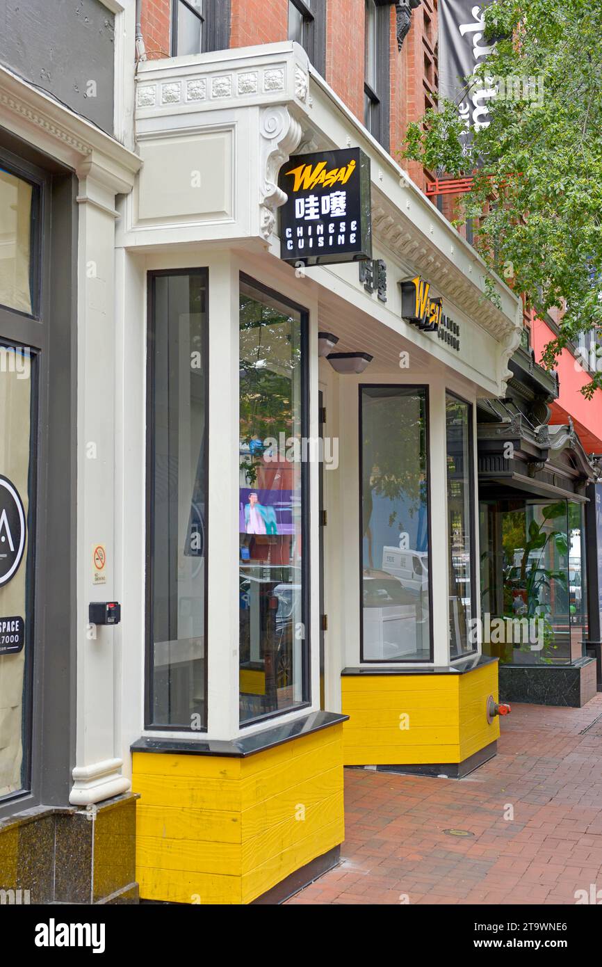 All'esterno di un ristorante cinese chiamato Wasai a Chinatown, NW Washington DC Foto Stock