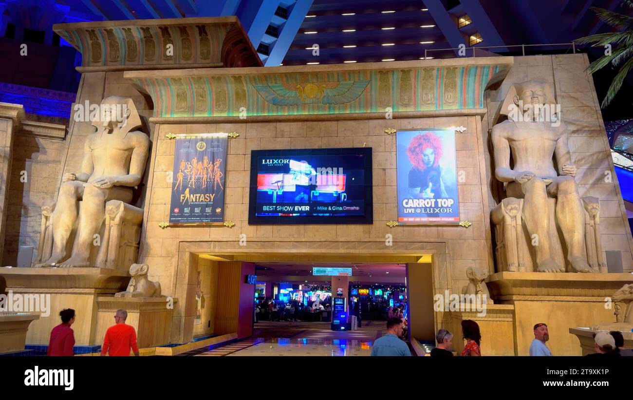 Hall del Luxor Hotel di Las Vegas - LAS VEGAS, STATI UNITI - 31 OTTOBRE 2023 Foto Stock