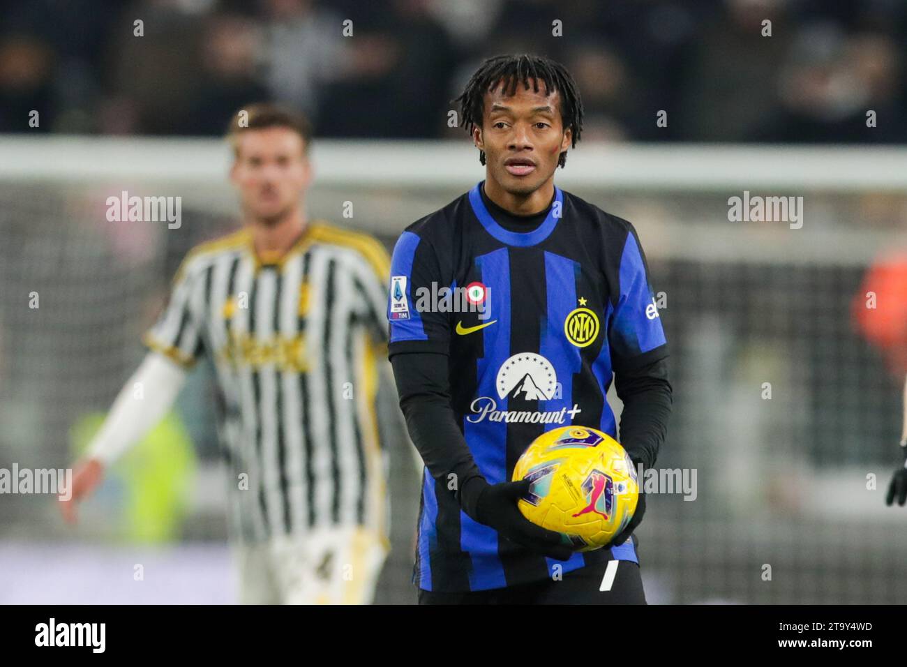 Torino, Italia. 26 novembre 2023. Juan Cuadrado dell'Inter ha visto durante la partita di calcio del 2023ñ24 serie A tra Juventus e Inter allo stadio Allianz. Punteggio finale; Juventus 1:1 Inter. Credito: SOPA Images Limited/Alamy Live News Foto Stock