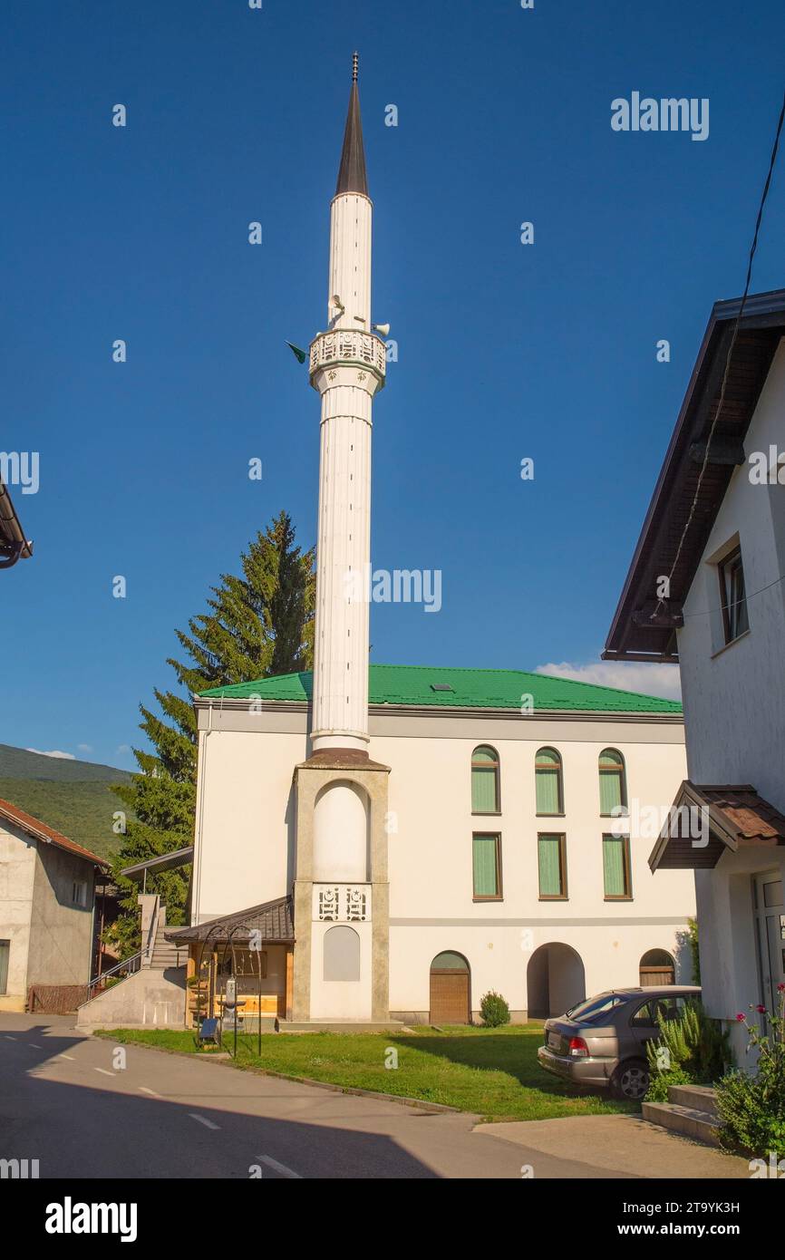 Moschea Sultan Ahmed nel villaggio di Kulen Vakuf nel Parco Nazionale di una. Una-sana Canton, Federazione di Bosnia-Erzegovina Foto Stock